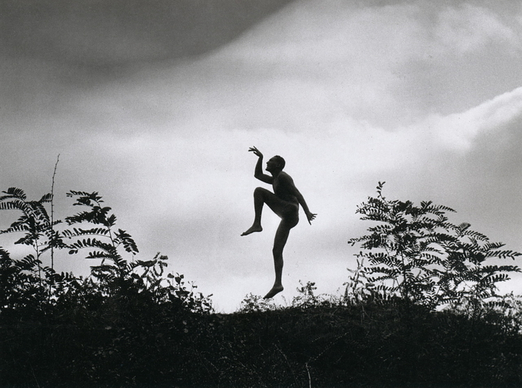 "Tańczący Faun" (1919), fot. André Kertész